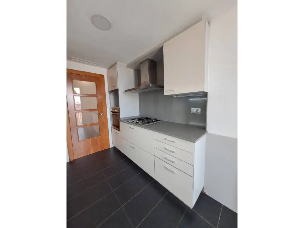 Wohnung zur Miete in Plaza Bosch i Gimpera, 9, Centre