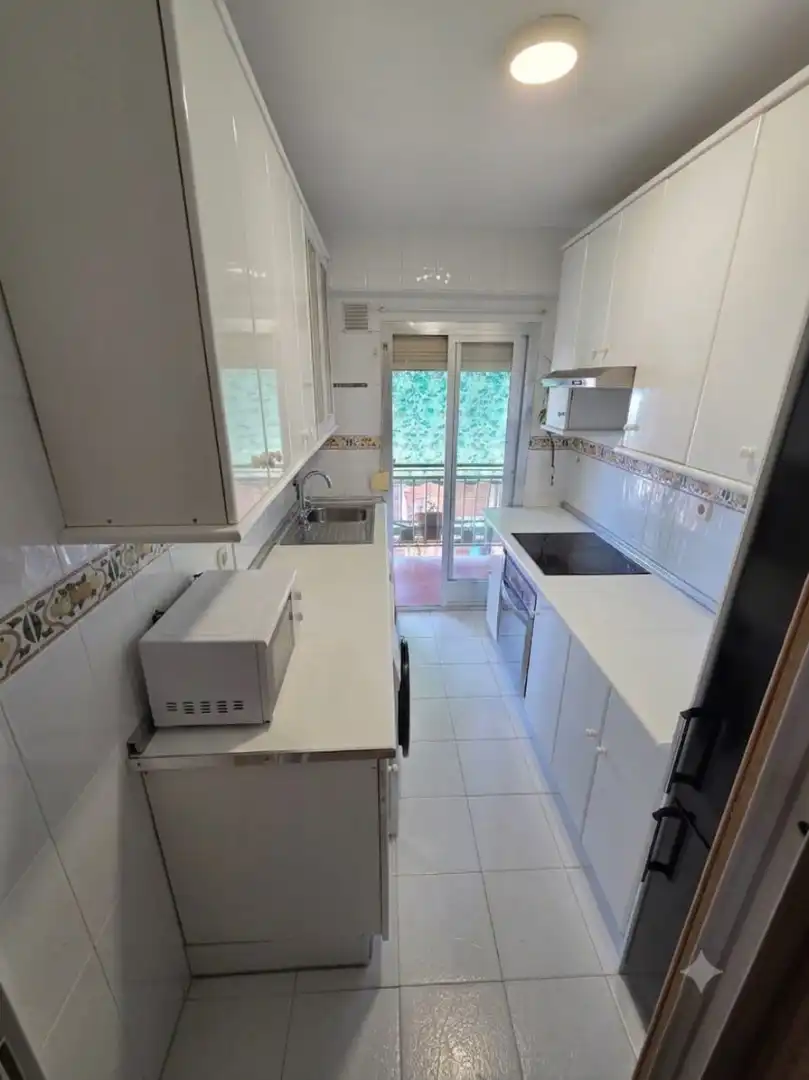 Cocina de Piso en venta en Madrid con Calefacción, Terraza y Amueblado