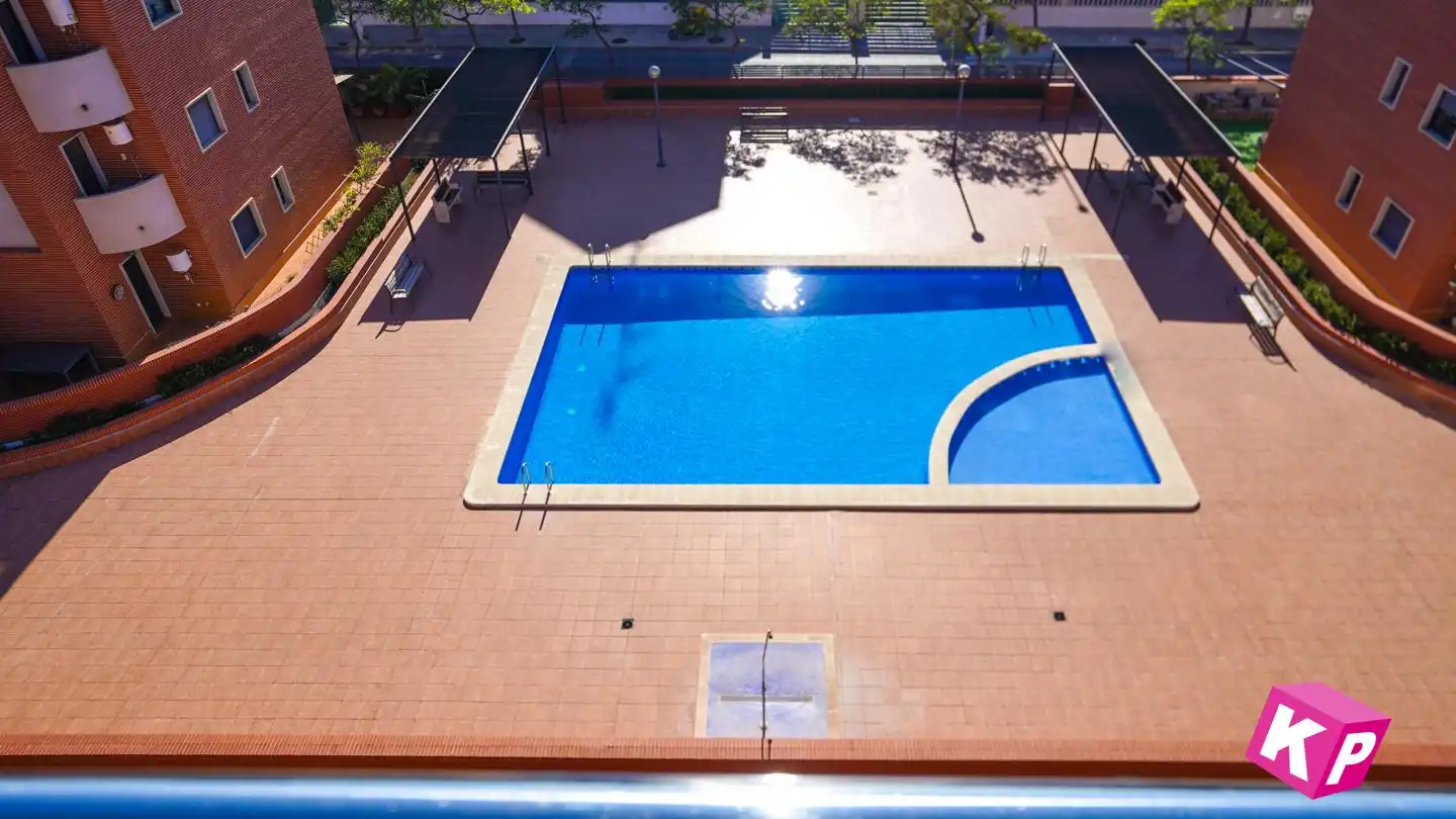 Schwimmbecken von Wohnung zum Verkauf in Santa Pola mit Klimaanlage, Heizung und Terrasse