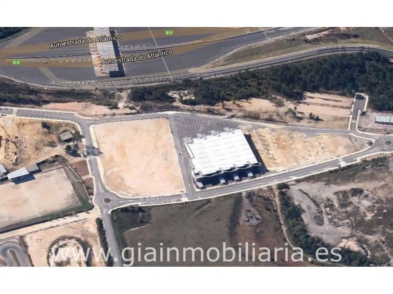 Terreny industrial en venda a Calle Lugar Noval 1