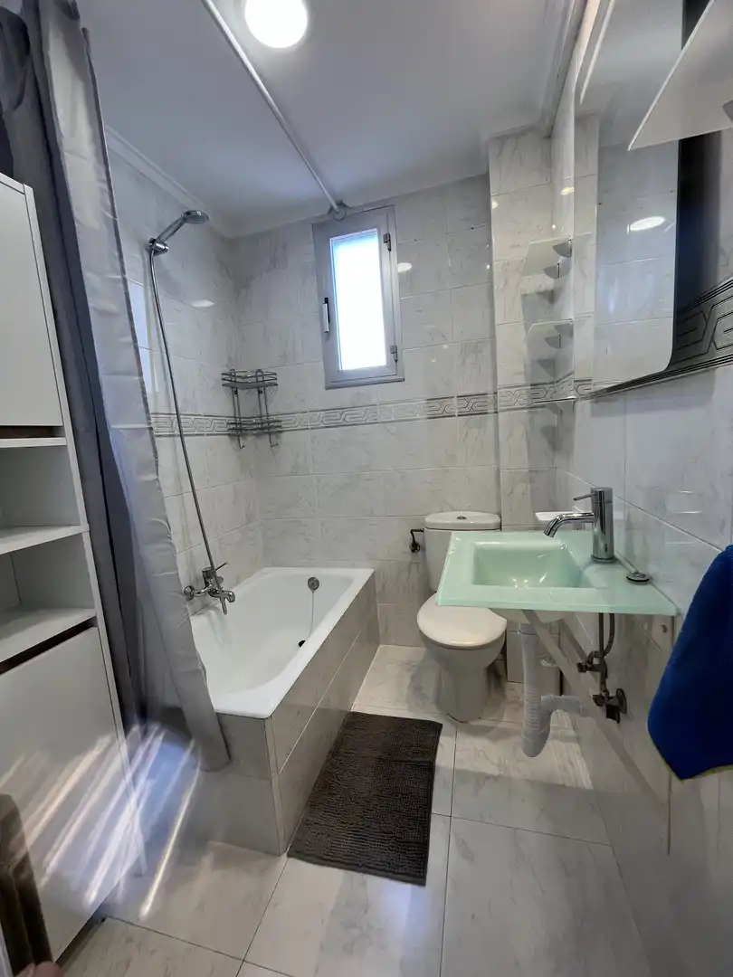 Bathroom of Flat for rent in Vitoria - Gasteiz  with Terrace and Furnished