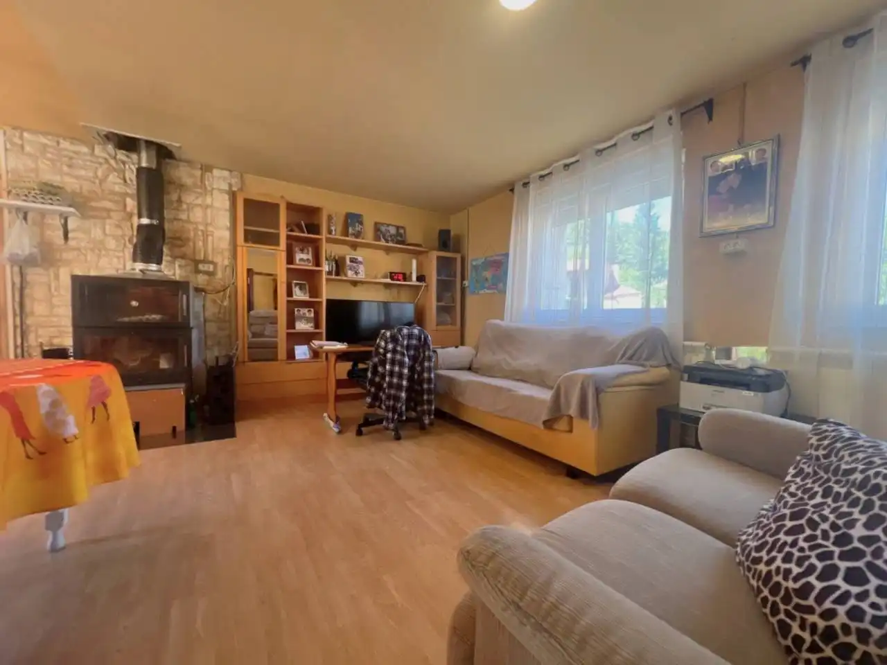 Living room of Houses for sale in Tubilla del Agua  with Heating, Private garden and Terrace