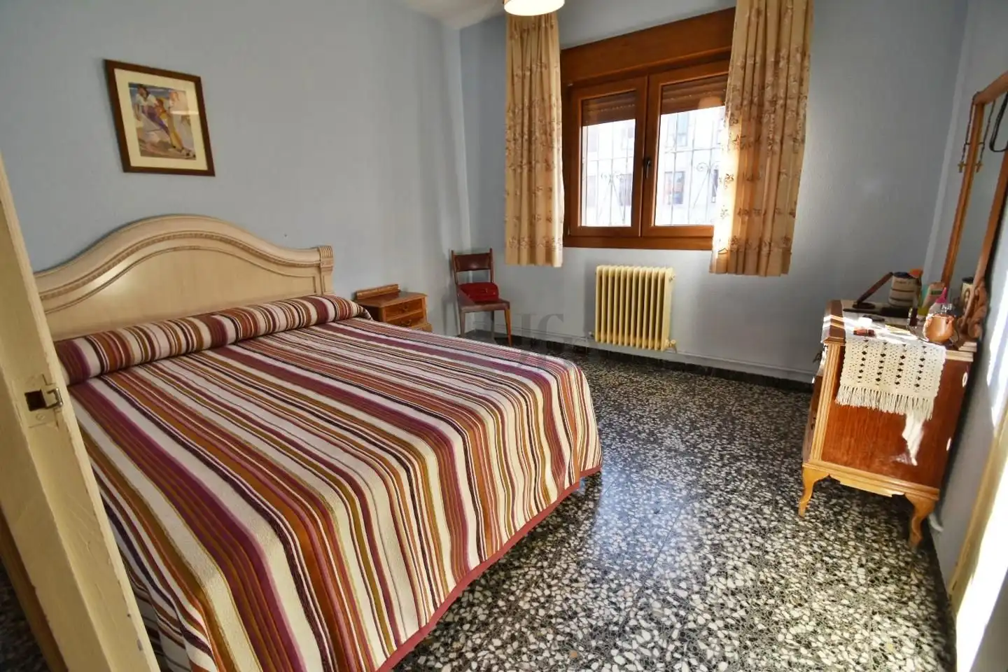 Dormitori de Casa o xalet en venda en Olmedo amb Calefacció, Jardí privat i Moblat