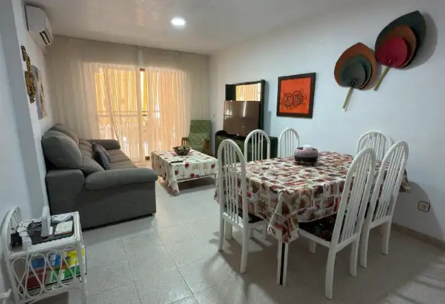 Piso con terraza en venta en Fragata