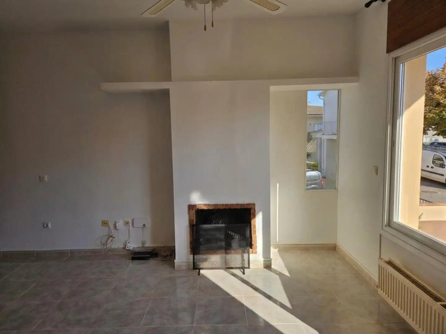 Adosado con terraza en venta en Carrer VALENCIA, imagen 4