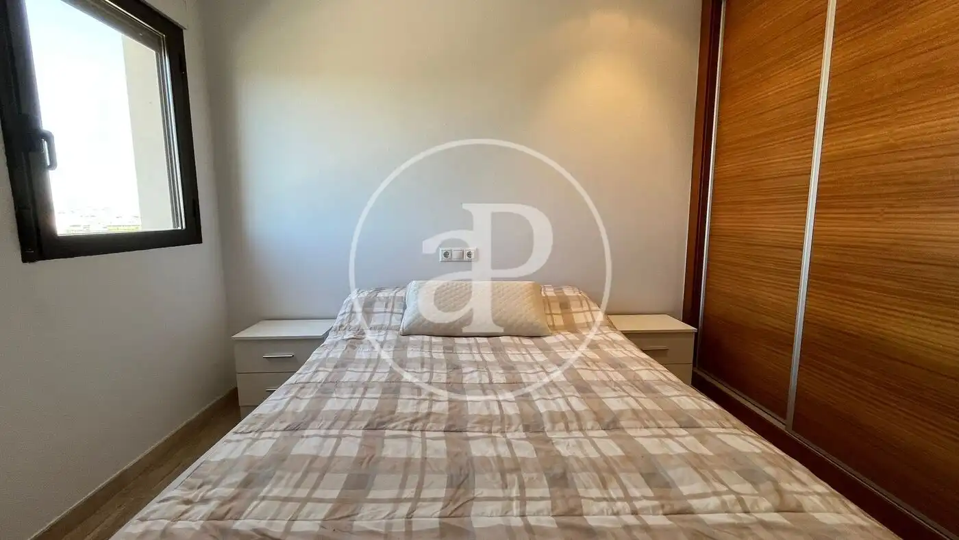 Habitación de Piso de alquiler en Elche / Elx con Aire acondicionado, Calefacción y Jardín privado