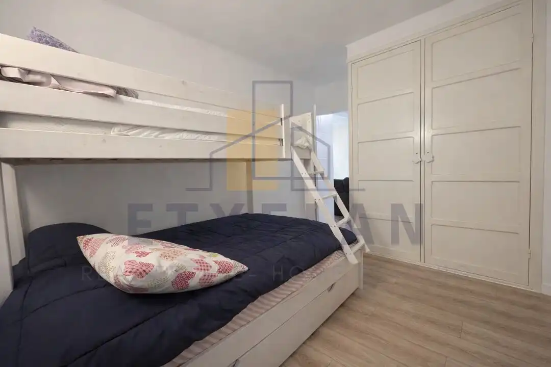 Schlafzimmer von Wohnung zum Verkauf in Elgeta mit Heizung und Abstellraum