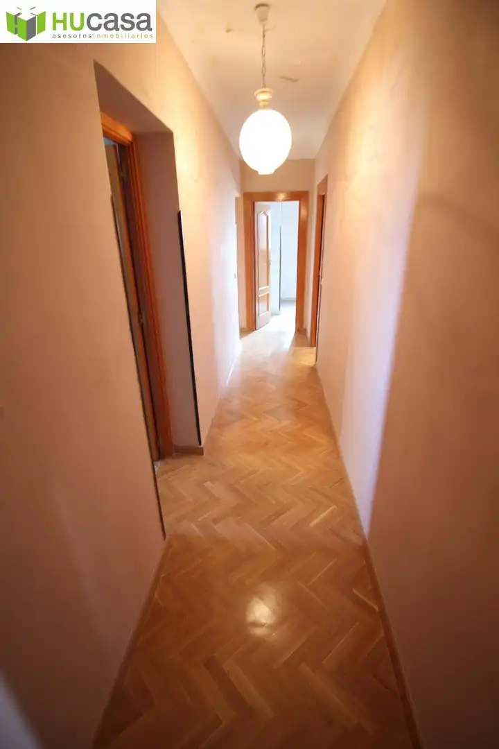 Haus oder Chalet zum Verkauf in Olías del Rey mit Heizung, Privatgarten und Terrasse