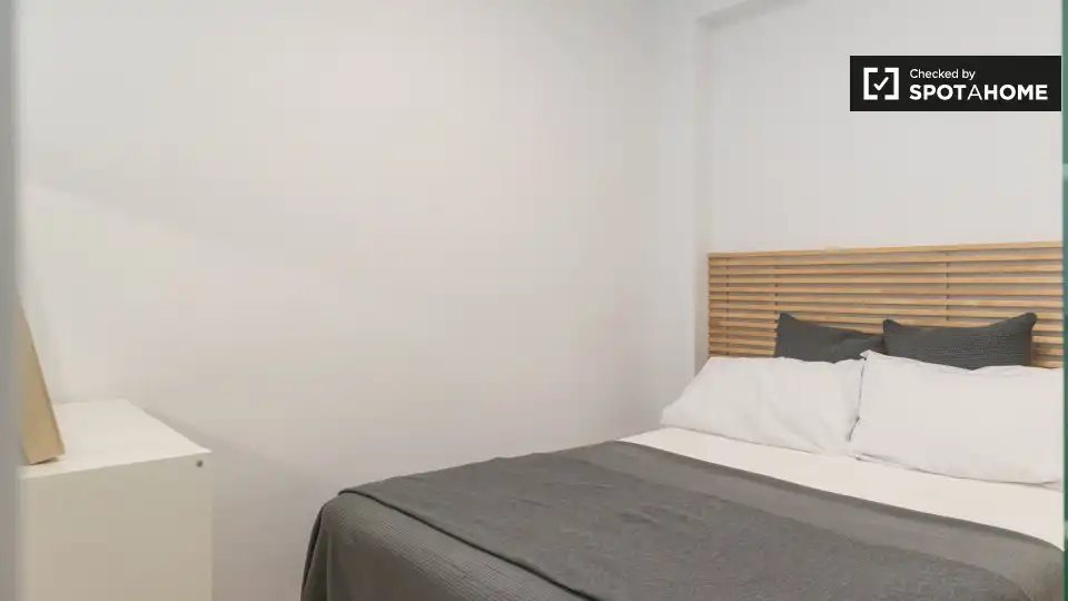 Habitación en Castellana