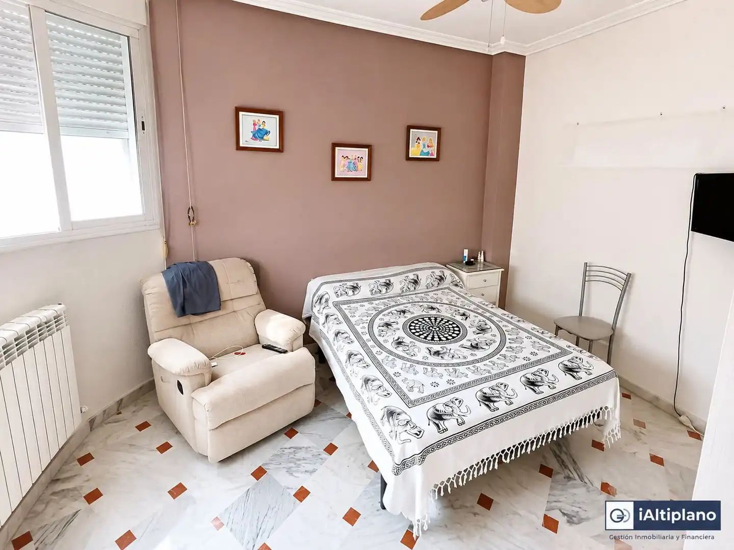 Bedroom of Flat for sale in Baza  with Heating and Furnished