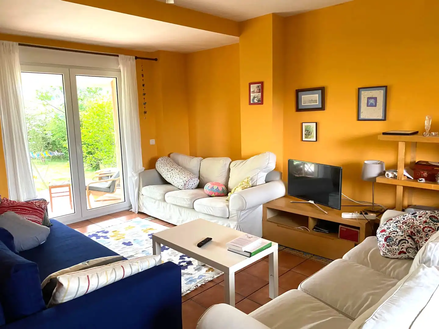 Living room of Houses for sale in Castrillón  with Heating, Private garden and Parquet flooring