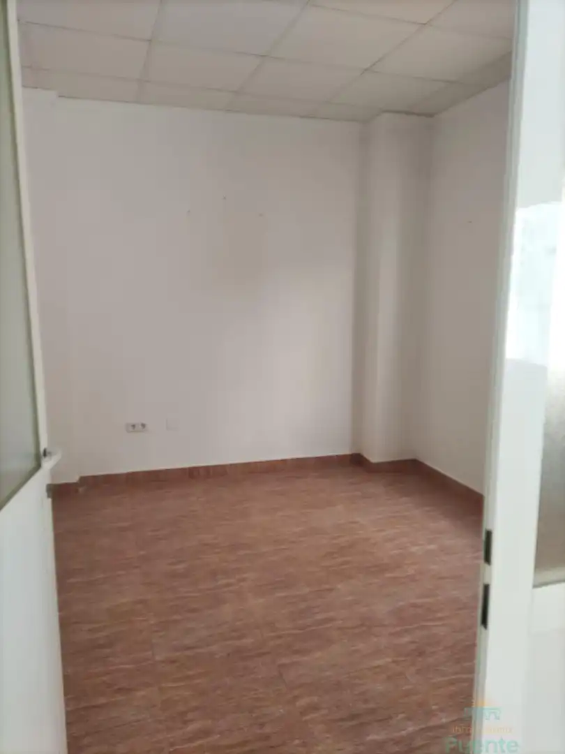 Local comercial de lloguer a Totana, imagen 3