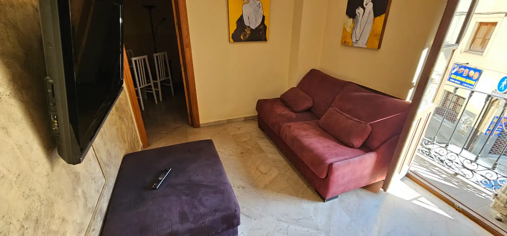 Sala d'estar de Pis en venda en Granada amb Aire condicionat i Moblat