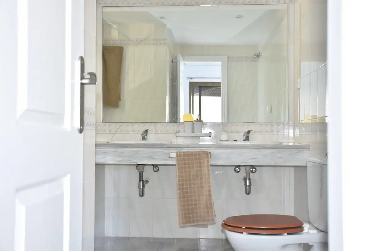 Home with pool for sale in Elviria - Cabopino, imagen 5