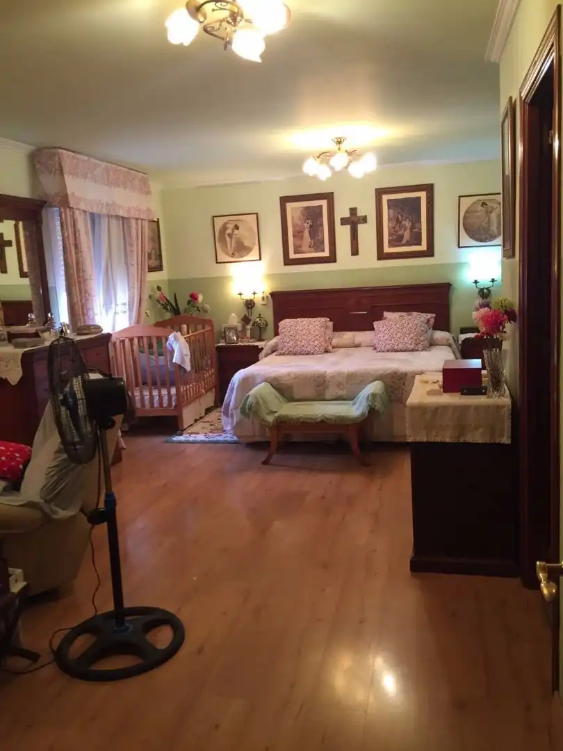 Habitación de Casa adosada en venta en Melilla con Aire acondicionado, Jardín privado y Terraza