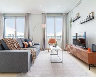 Living room of Study to share in  Madrid Capital  with Air Conditioner and Terrace