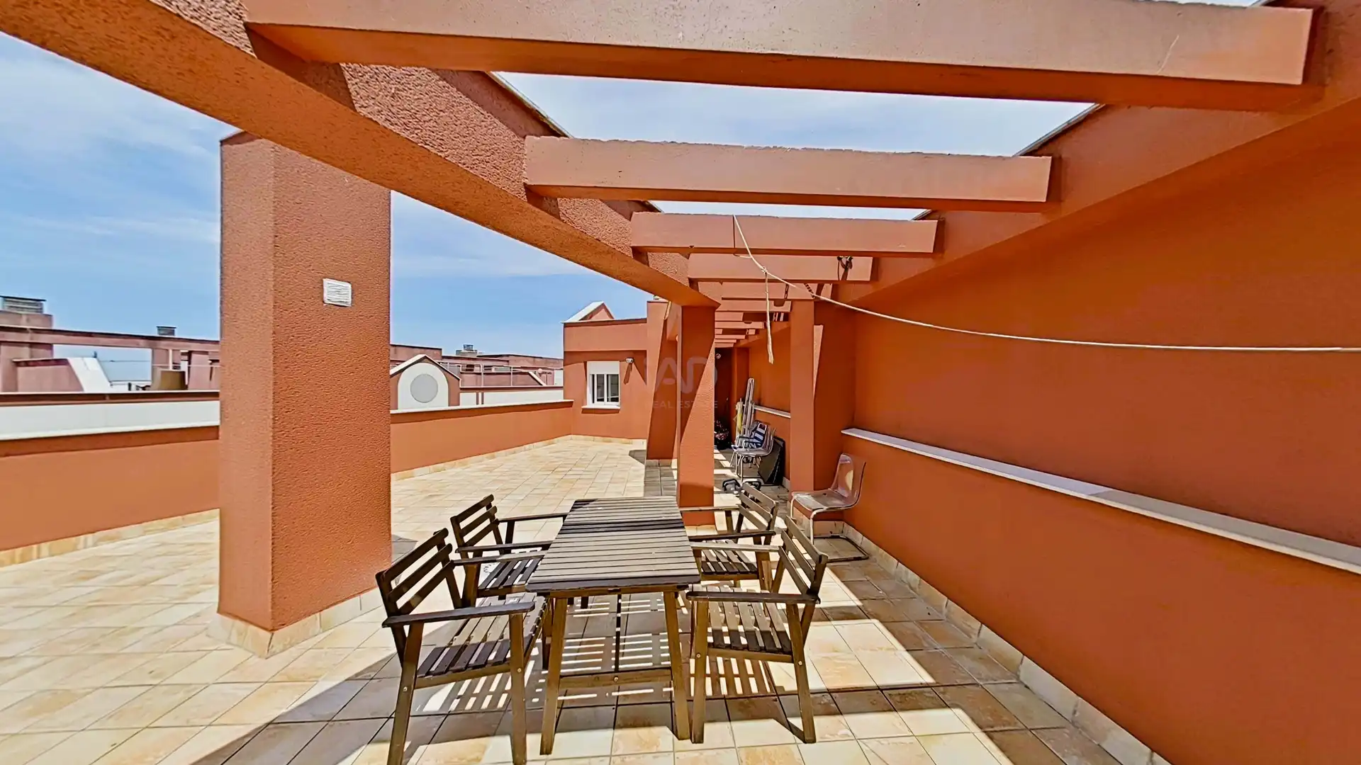 Terrasse von Dachboden zum Verkauf in Chiclana de la Frontera mit Klimaanlage, Heizung und Terrasse