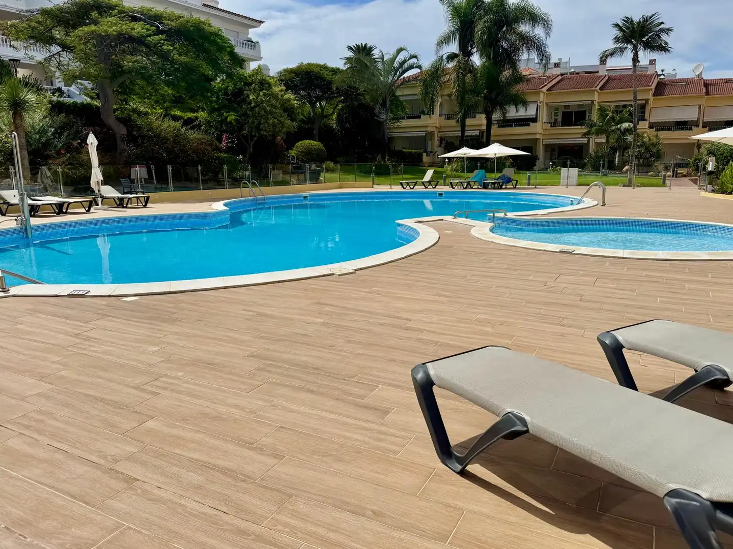 Piscina de Casa adosada en venda en Puerto de la Cruz amb Terrassa, Moblat i Balcó