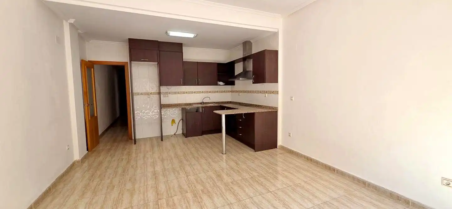 Cocina de Piso en venta en Almoradí con Balcón y Piscina comunitaria