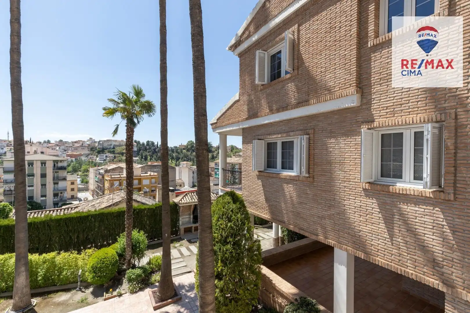 Chalet con terraza en venta en Genil, imagen 9