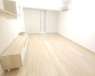 Living room of Flat to rent in Mislata  with Air Conditioner and Balcony