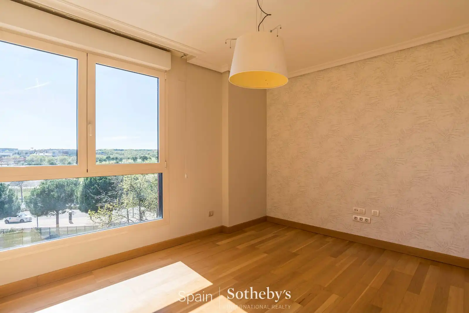 Habitación de Dúplex en venta en Pozuelo de Alarcón con Aire acondicionado, Calefacción y Terraza