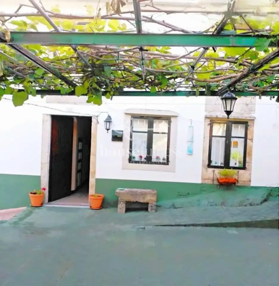 Vista exterior de Finca rústica en venda en Ferrol amb Calefacció, Jardí privat i Terrassa