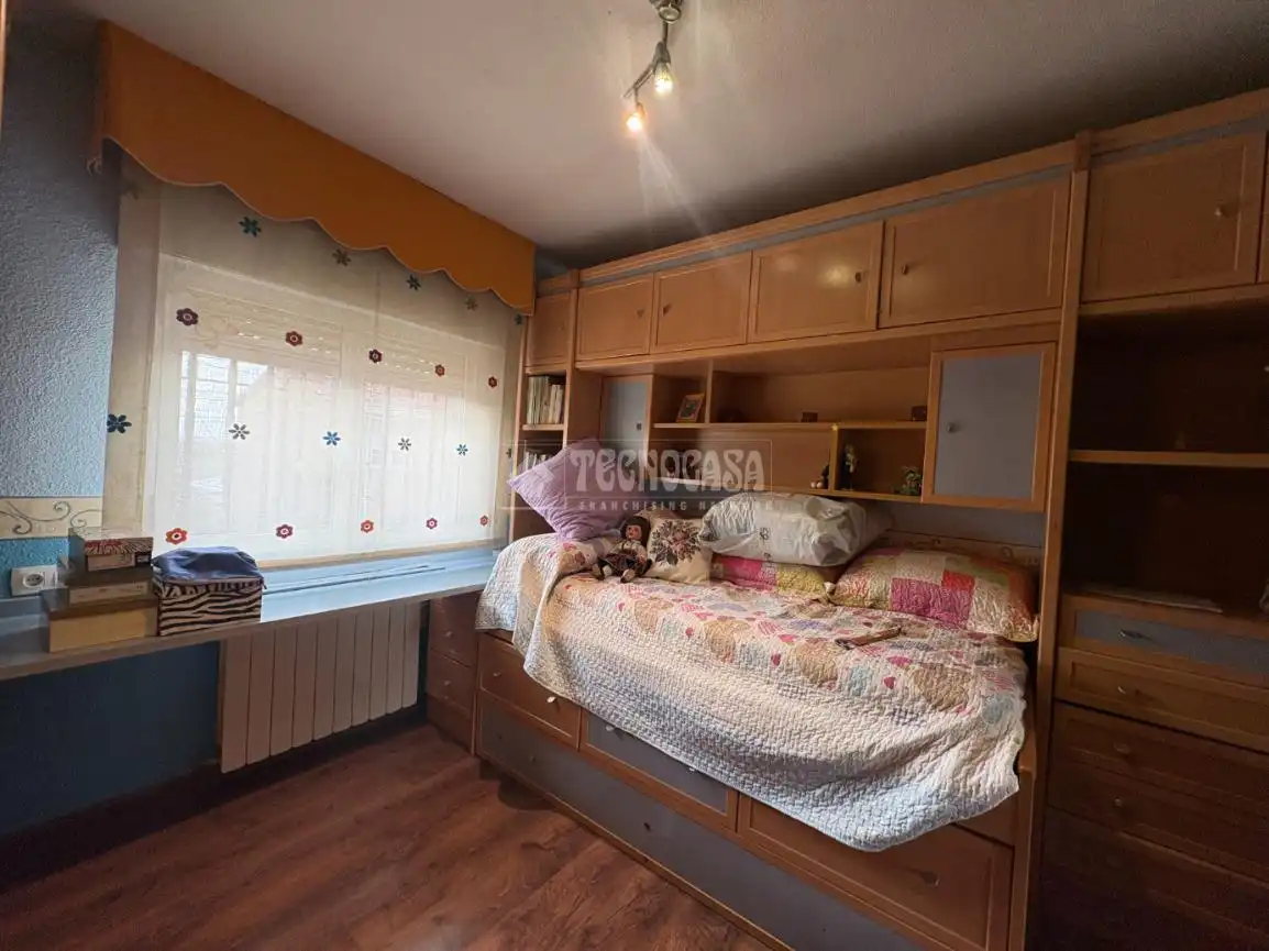 Schlafzimmer von Haus oder Chalet zum Verkauf in El Álamo mit Klimaanlage, Heizung und Privatgarten