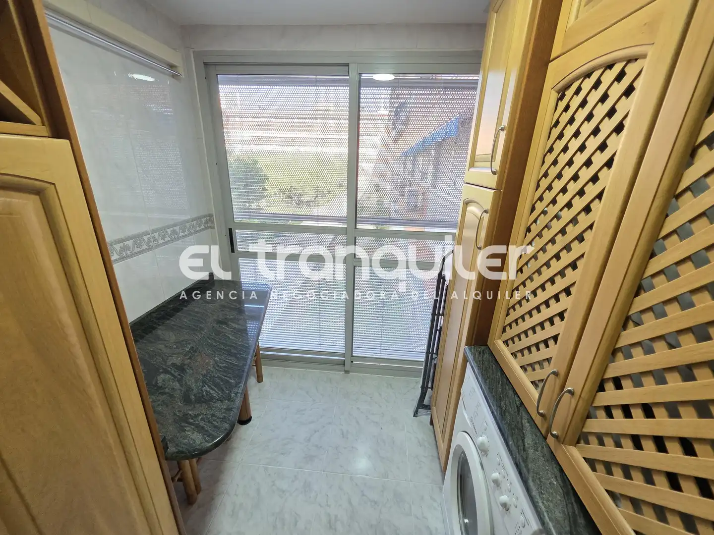 Cocina de Piso de alquiler en Madrid con Aire acondicionado, Parquet y Amueblado