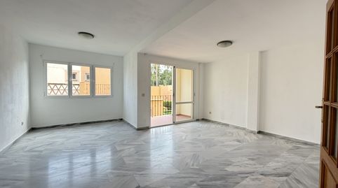 Foto 5 de Dúplex en venta en Zona de Punta Plata, Estepona