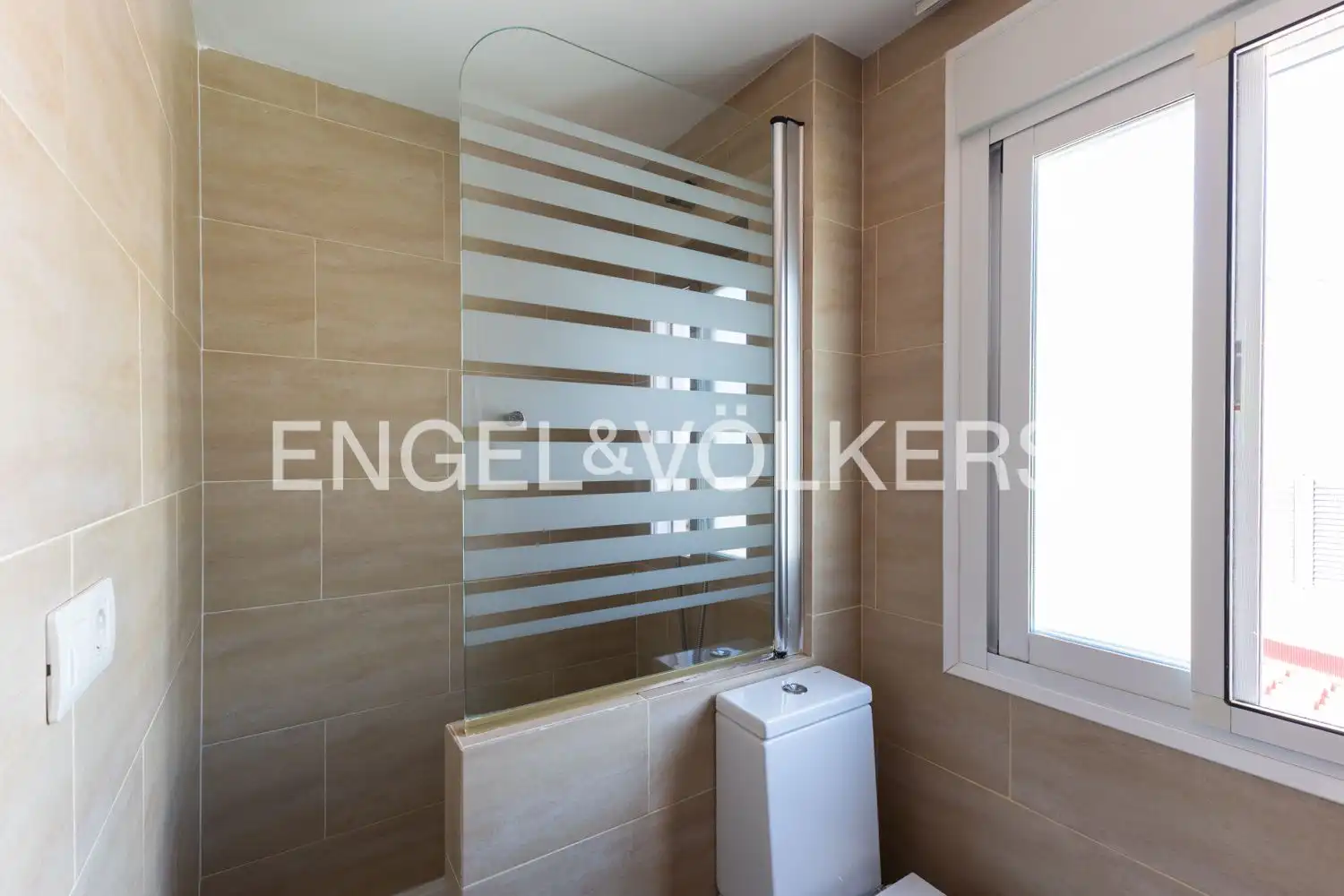 Baño de Casa o chalet en venta en Benicasim / Benicàssim con Aire acondicionado, Calefacción y Jardín privado