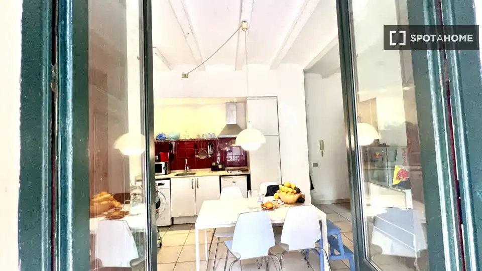 Piso con terraza en alquiler en Ciutat Vella, imagen 4