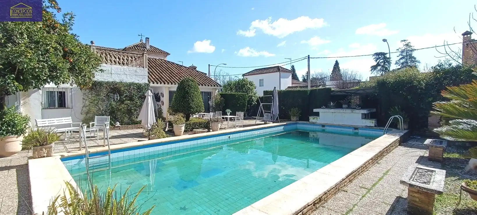 Swimming pool of Houses for sale in Córdoba  with Air Conditioner, Heating and Private garden