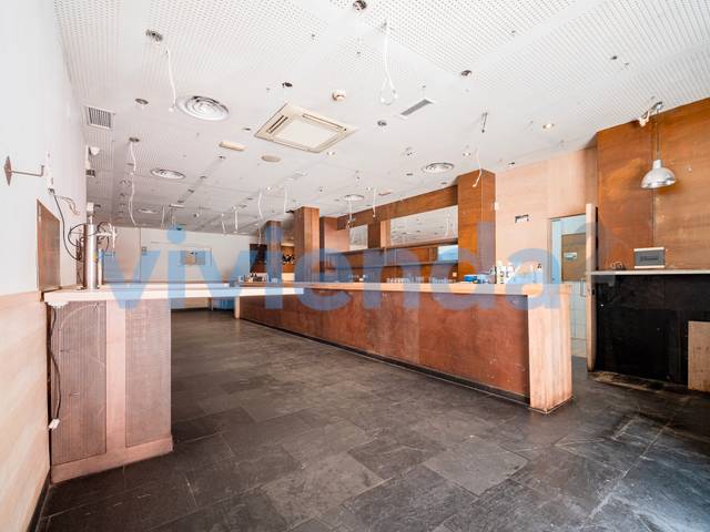 Local comercial en Alquiler en Hispanoamérica - Bernabéu