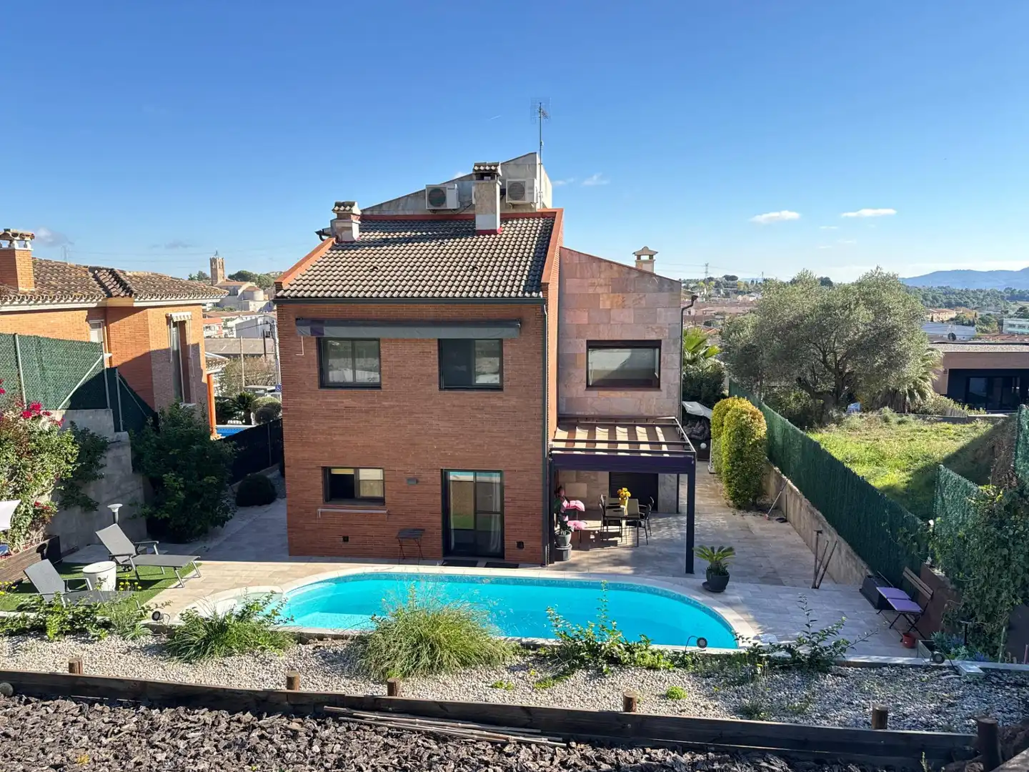 Villa con piscina in vendita a Masquefa