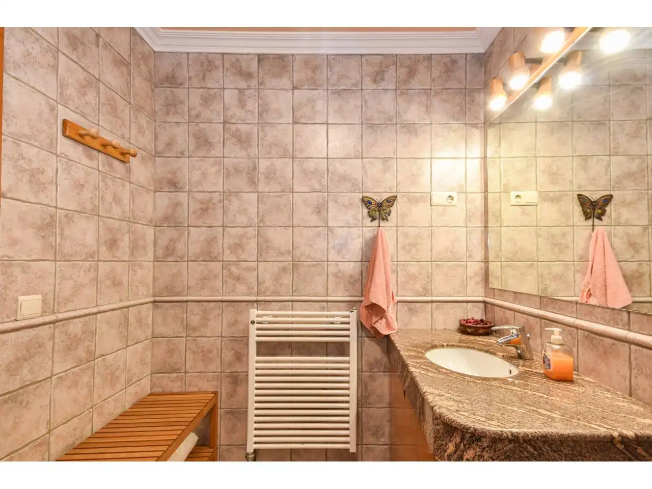 Baño de Casa o chalet en venta en Granollers con Calefacción, Jardín privado y Parquet