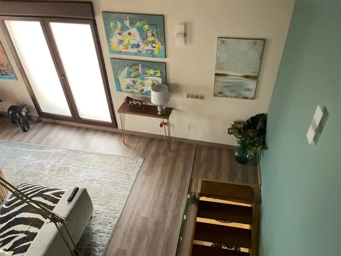 Sala d'estar de Casa o xalet en venda en Roales amb Aire condicionat, Parquet i Moblat