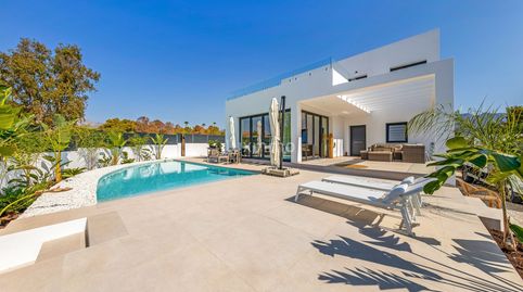 Chalet de lujo de nueva construcción con vistas al mar en La Nucia