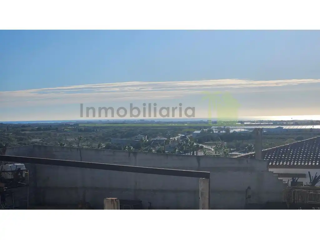 Vista exterior de Casa o xalet en venda en Càlig amb Terrassa