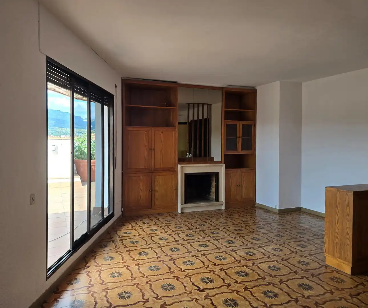 Sala de estar de Ático en venta en Terrassa con Calefacción, Terraza y Alarma