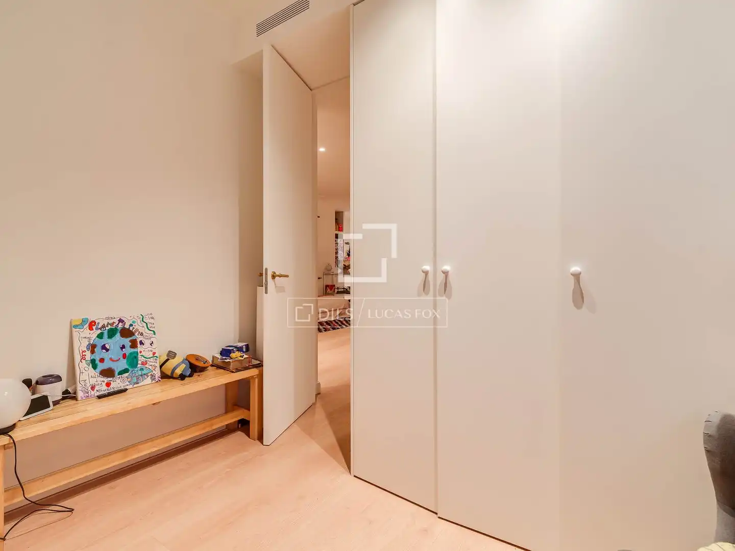 Piso en venta en Barcelona con Aire acondicionado, Calefacción y Terraza