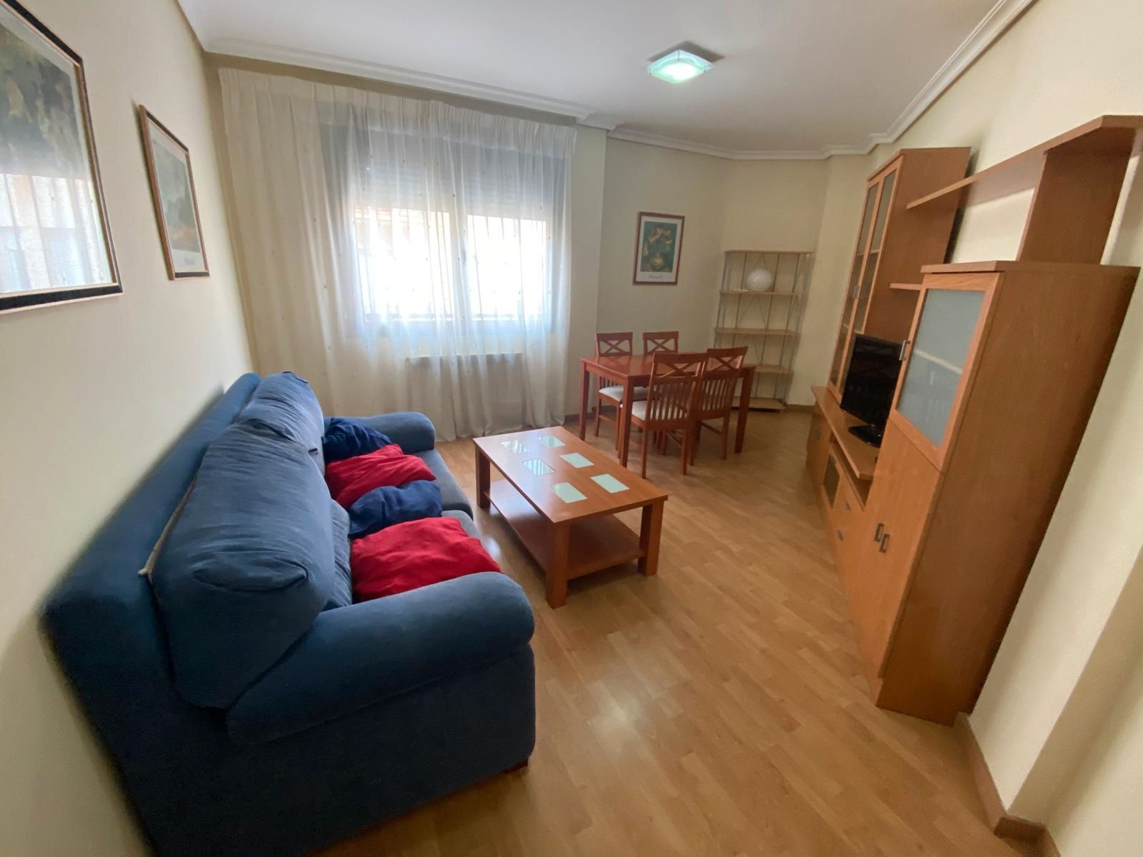 Apartamento de alquiler en Calle Puerta de Murcia, Carretas - Pajarita
