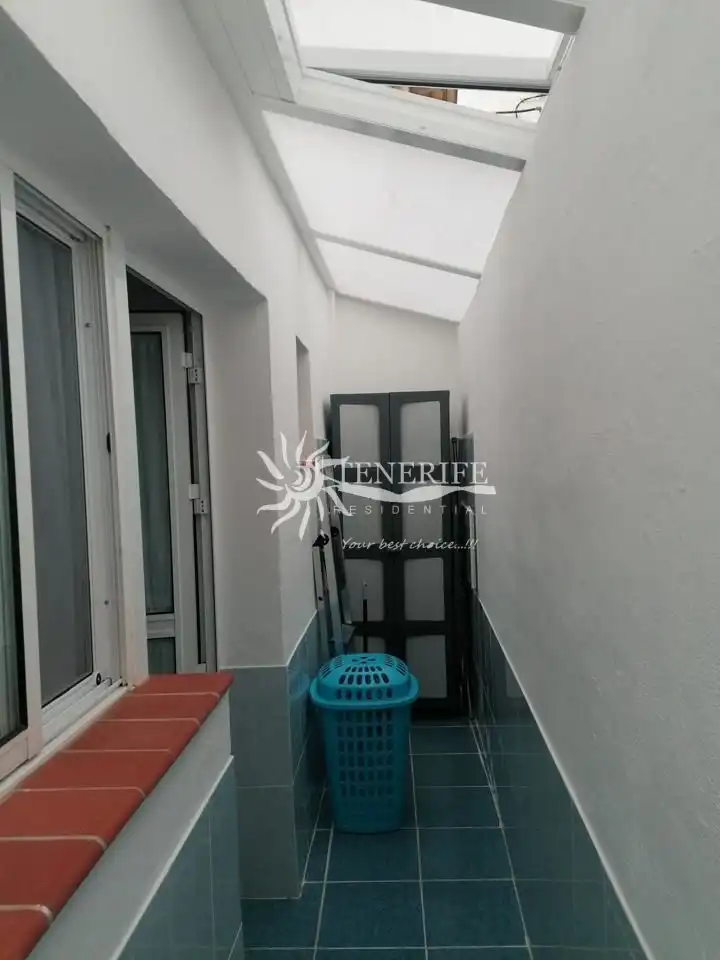 Planta baja en venta en Adeje con Terraza y Amueblado