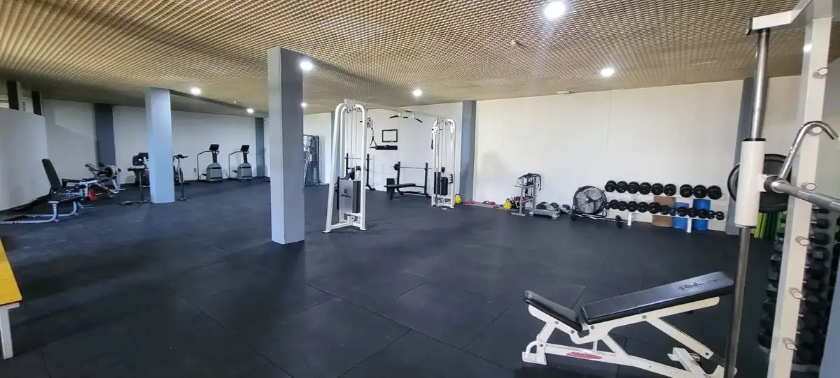 Apartamento con piscina en venta en Los Flamingos, imagen 17