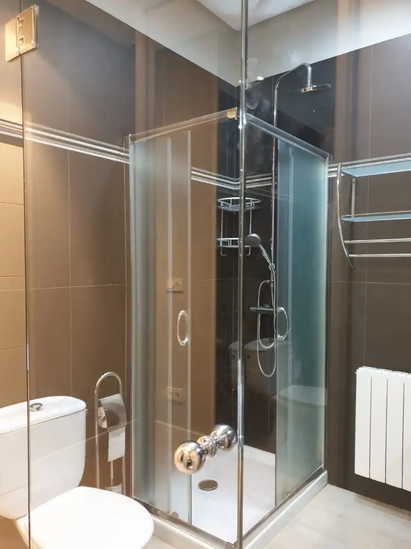 Bathroom of Apartments for sale in Bilbao   with Heating, Furnished and Washing machine