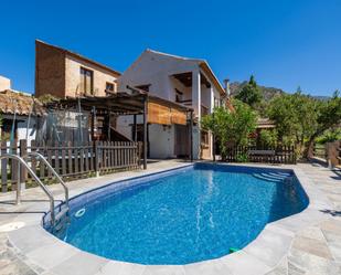 Vista exterior de Casa o xalet en venda en Nigüelas amb Jardí privat, Terrassa i Piscina