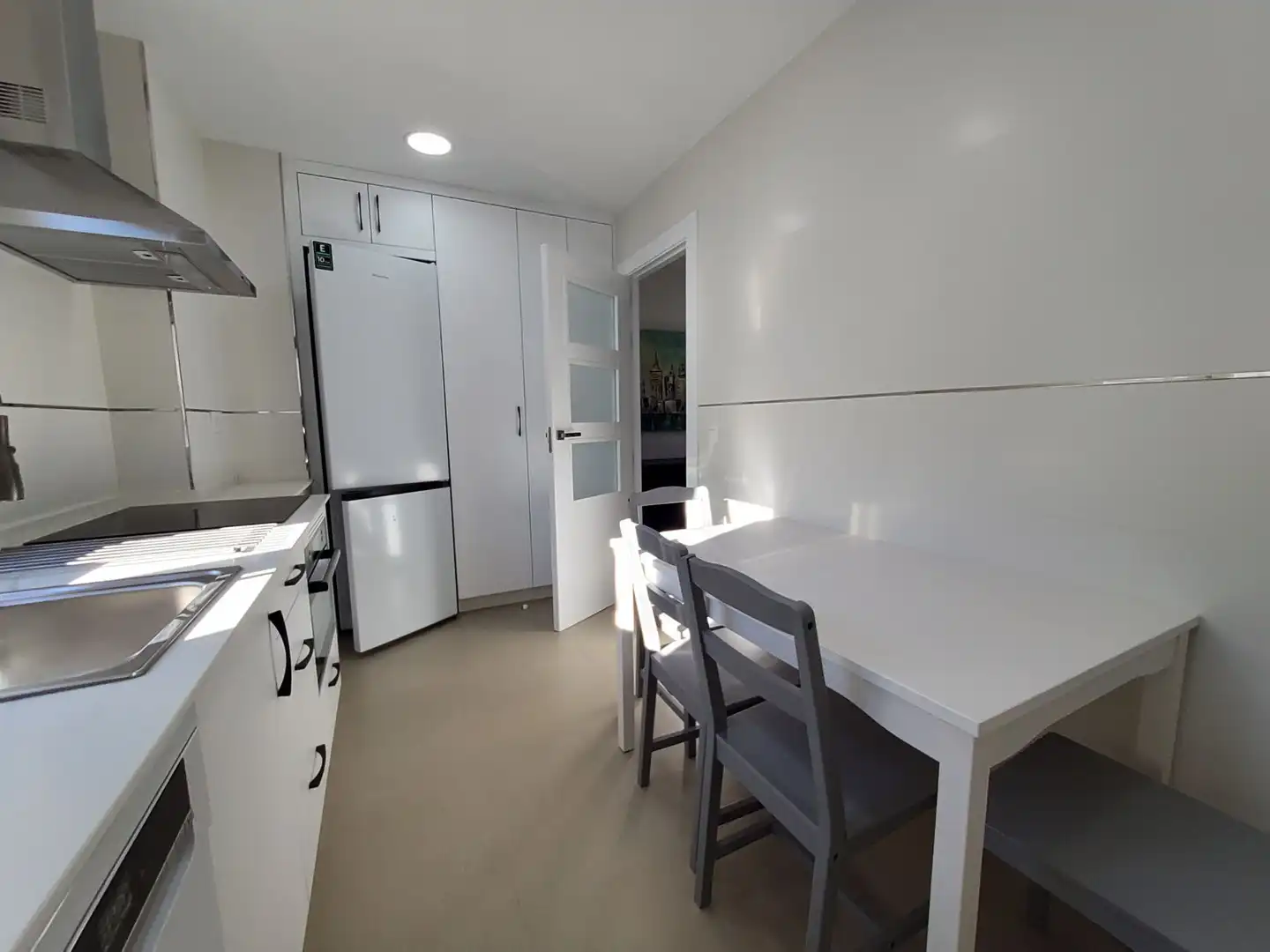Cocina de Piso de alquiler en Córdoba con Aire acondicionado