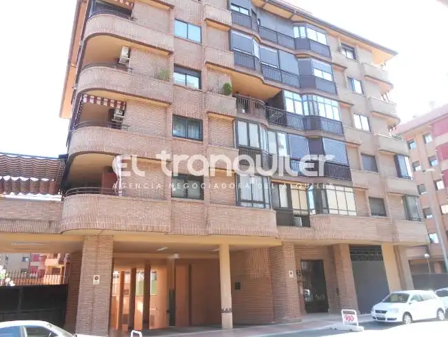 Exterior view of Flat for rent in Alcalá de Henares  with Air Conditioner, Parquet flooring and Swimming Pool