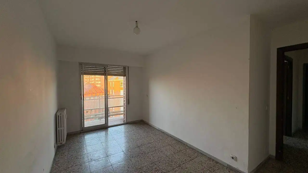 Habitación de Piso en venta en León Capital  con Terraza