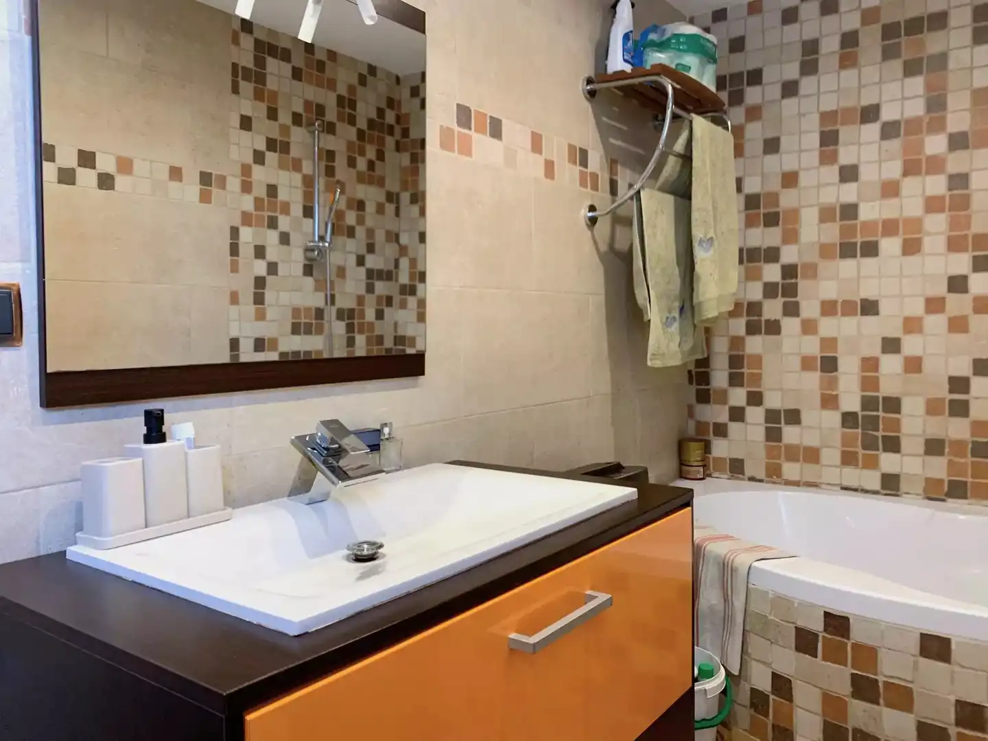 Badezimmer von Wohnung zum Verkauf in Hostalric mit Heizung, Terrasse und Balkon
